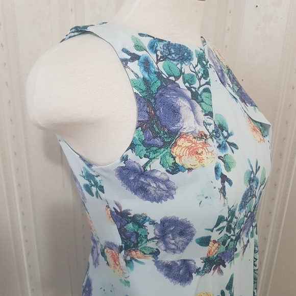 Darling Gabrielle Flared Floral Midi Dress - Picture 3 of 16